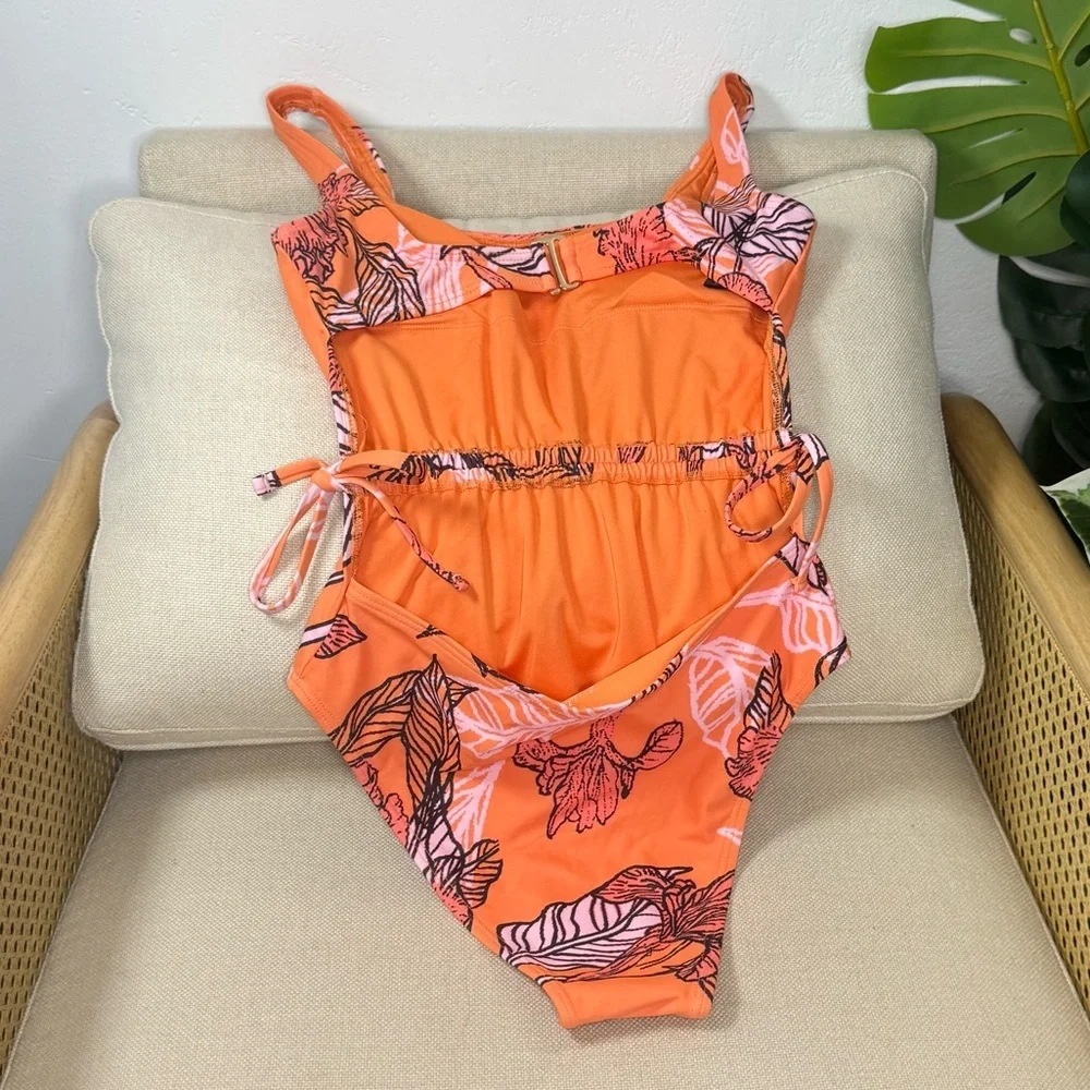 NWOT Hutch Mendes One Piece Swimsuit Size small